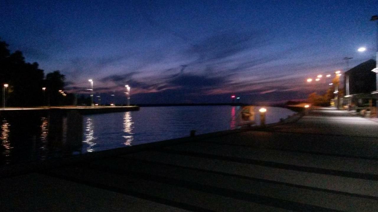 Apartamenty Gosciniec Re-Max Mrzezyno Bagian luar foto