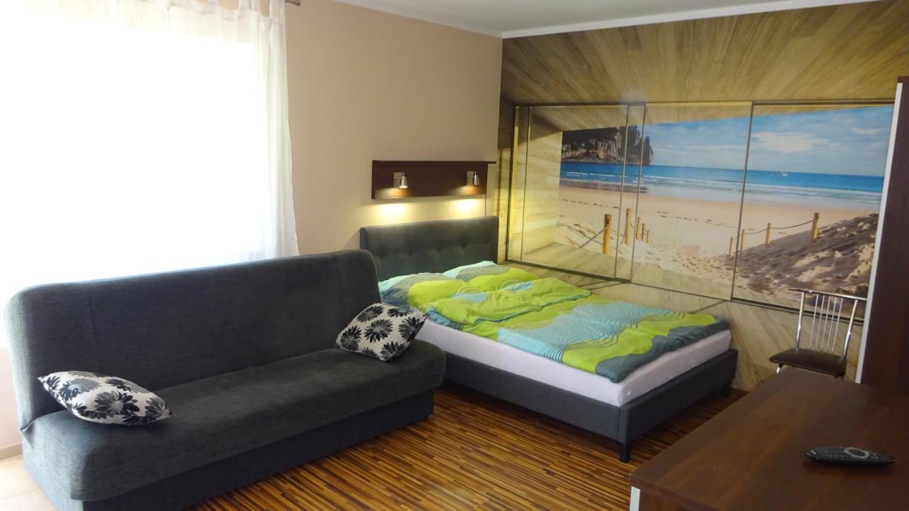 Apartamenty Gosciniec Re-Max Mrzezyno Bagian luar foto